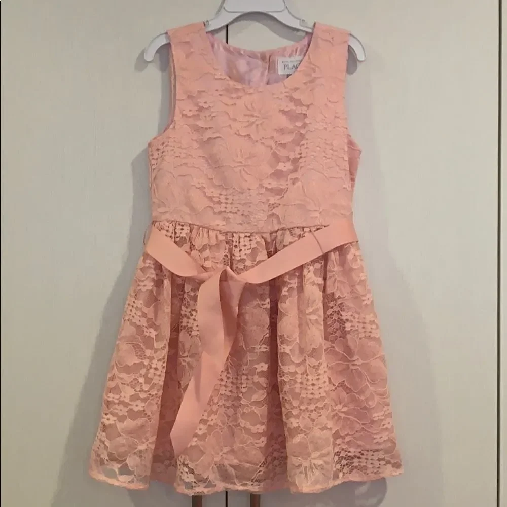🎉1 hr sale 🎉Lace pink dress 👗
